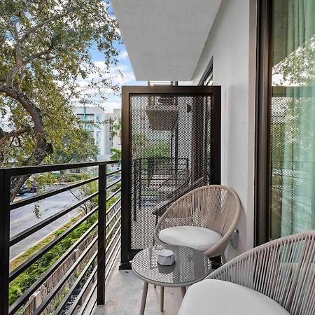 Pretty Rola 202 Modern Industrial Apt W King Bed فورت لودرديل المظهر الخارجي الصورة