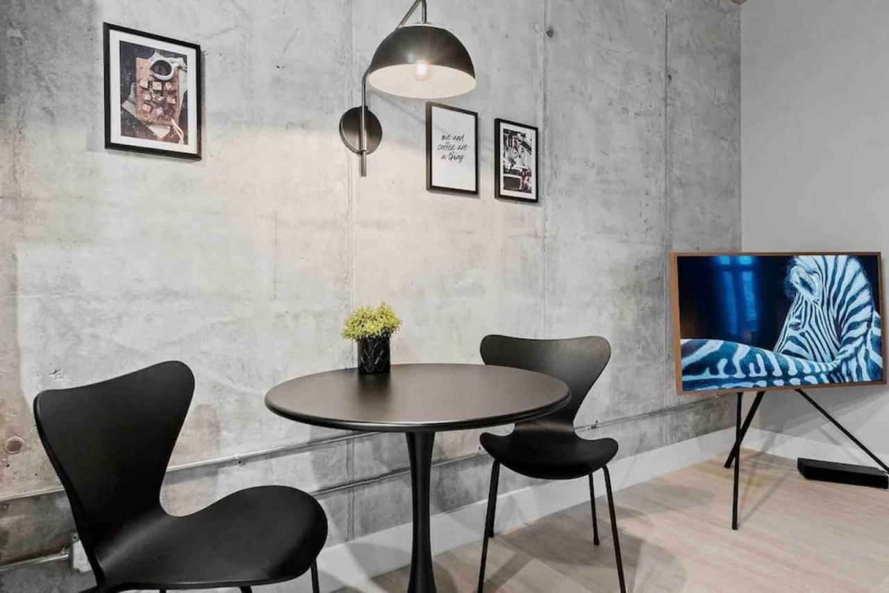 Pretty Rola 202 Modern Industrial Apt W King Bed فورت لودرديل المظهر الخارجي الصورة